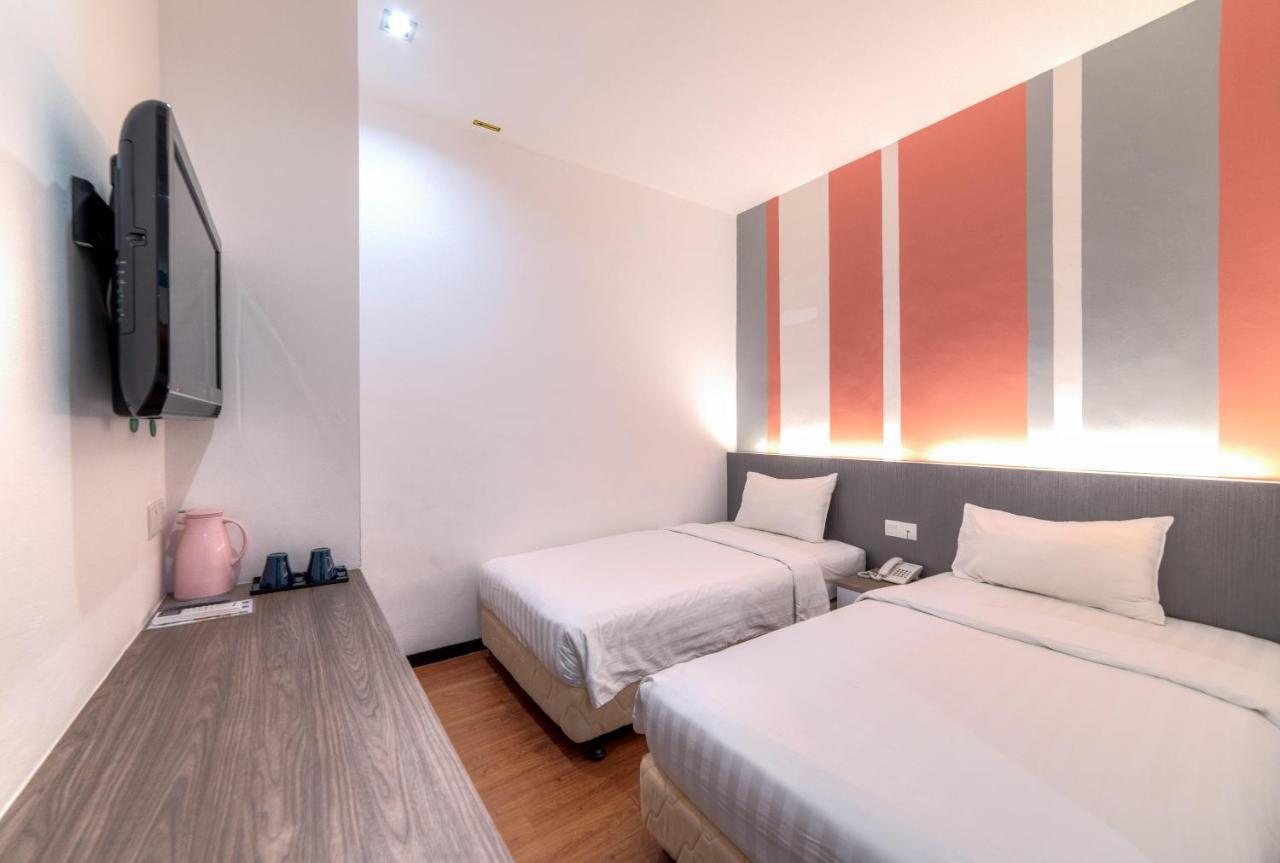 Yan Hotel George Town Bagian luar foto