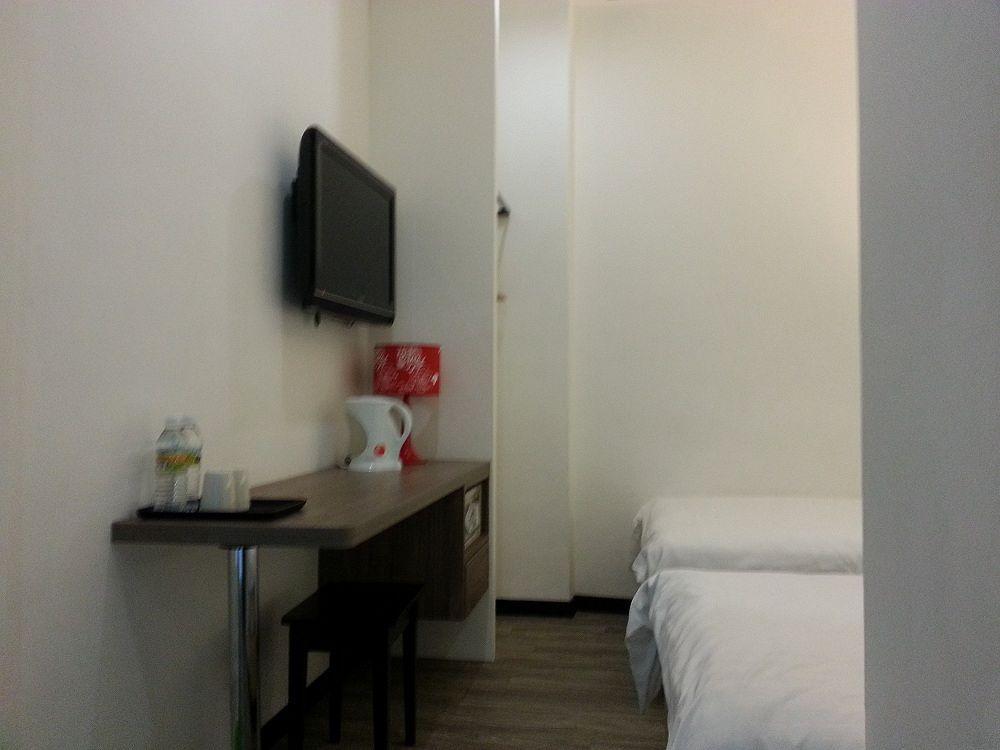 Yan Hotel George Town Bagian luar foto