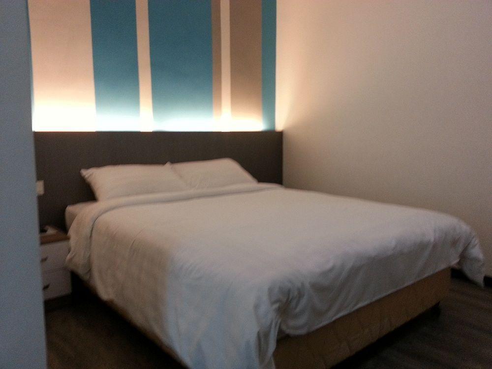 Yan Hotel George Town Bagian luar foto
