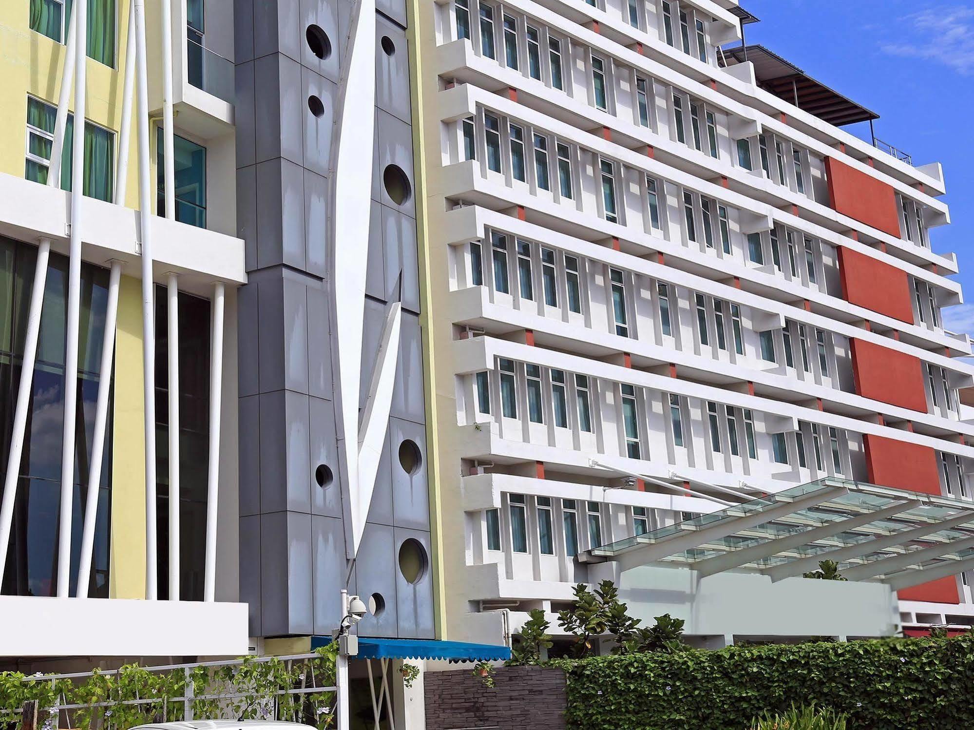 Yan Hotel George Town Bagian luar foto