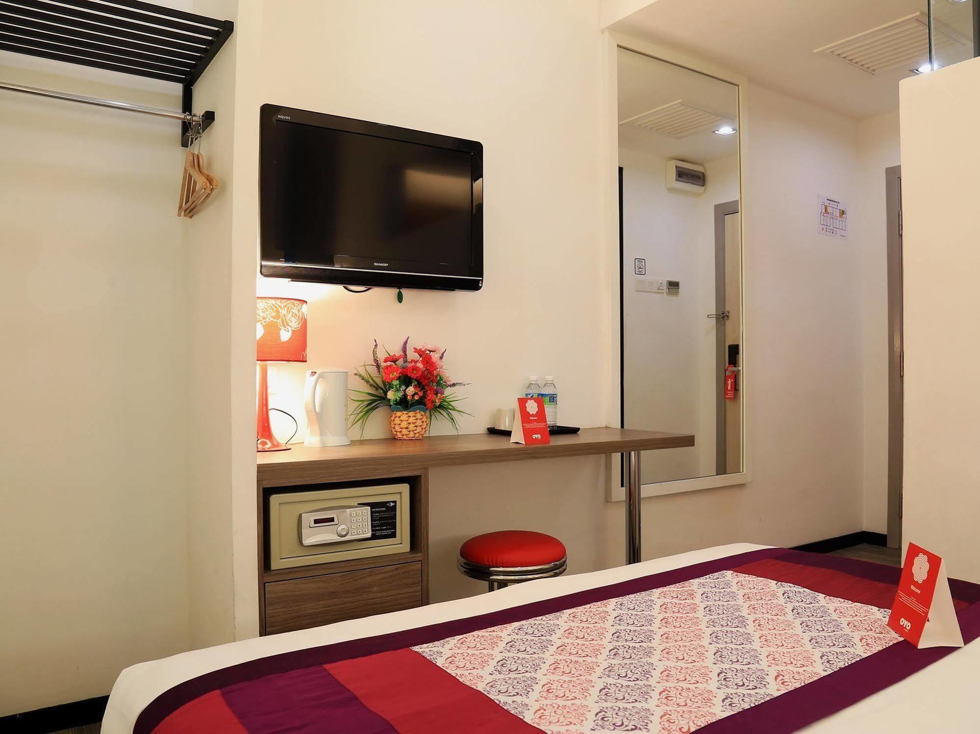 Yan Hotel George Town Bagian luar foto