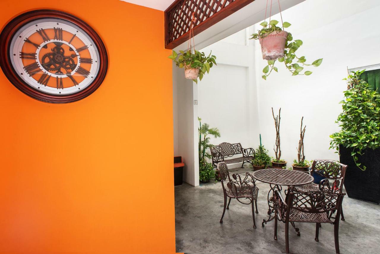 Yan Hotel George Town Bagian luar foto
